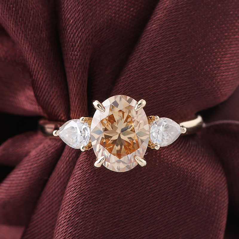 Cincin Tiga Batu Emas Kuning 1 - Moissanite Ring ulasan dan harga